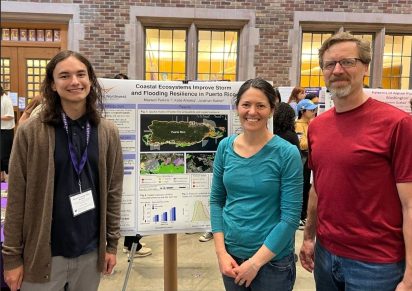 Max and his coauthors Dr. Katie Arkema and Dr. Jonathan Bakker presenting a poster with a preliminary model of Puerto Rico.